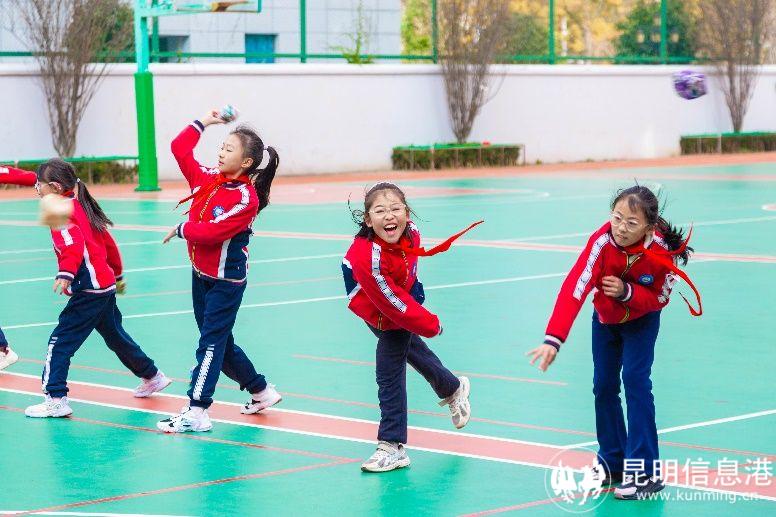 6c26d62ad14c406288f7c322c883eb80