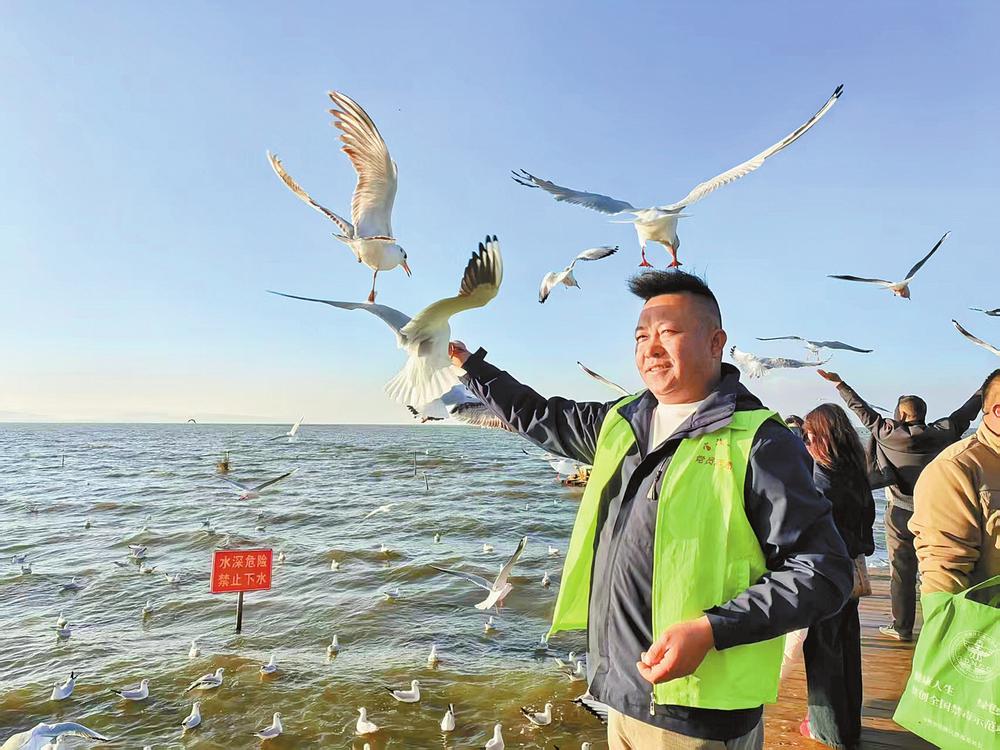 8233499c-11b9-4520-bc2f-ee6e3e4c68d7 8233499c-11b9-4520-bc2f-ee6e3e4c68d7