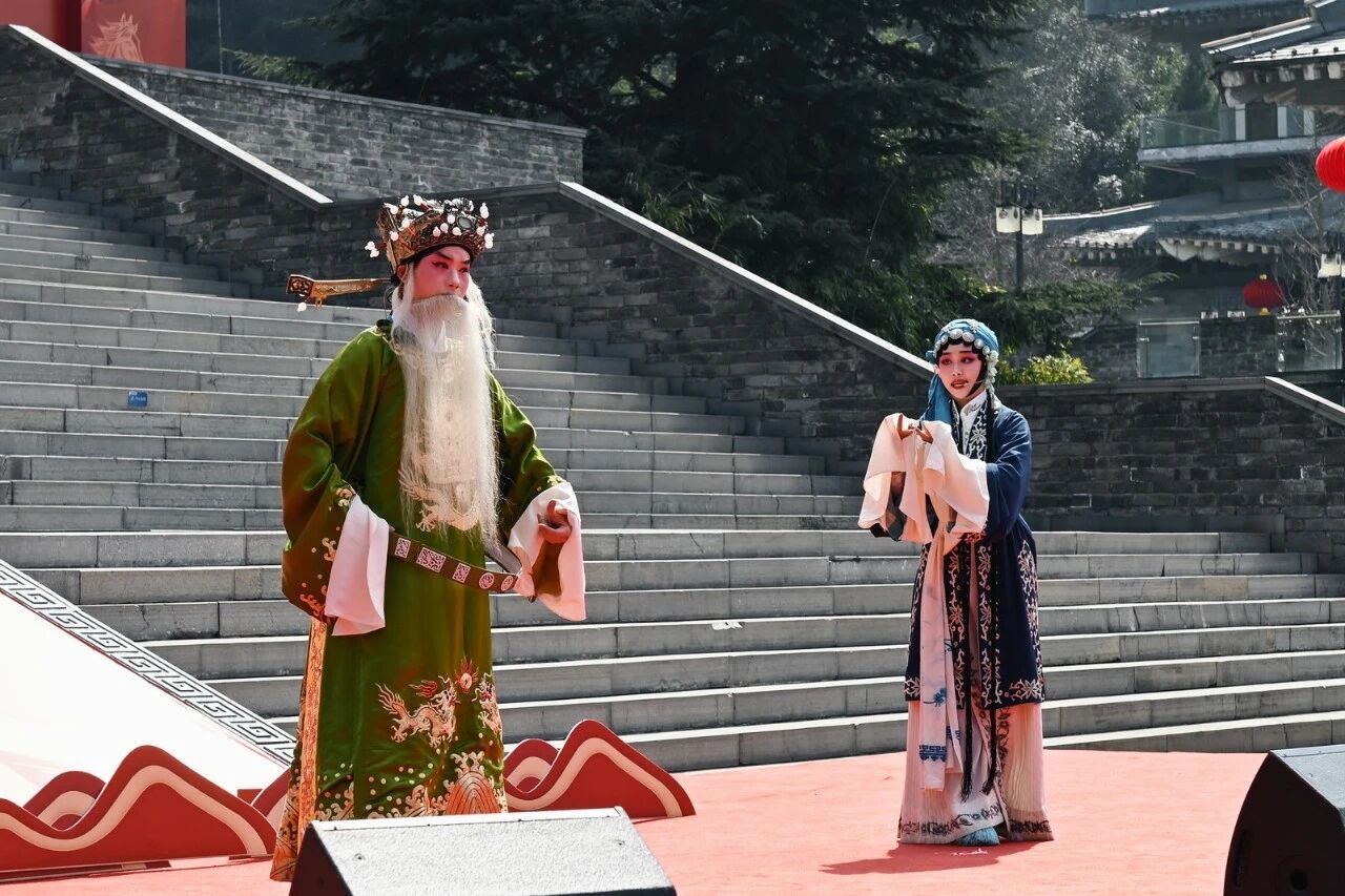 1771825952581080885.jpg 6c0095a2d1c2bdcbacd0313d77d608b9.jpg