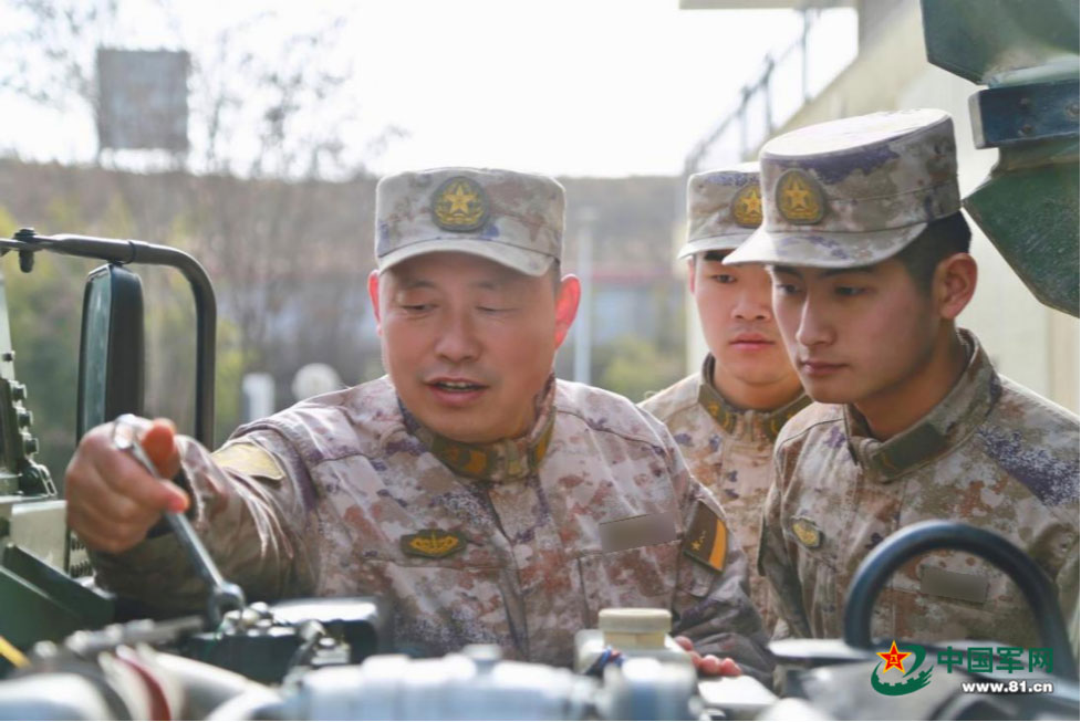 16444269_650312d4f68b1bf5cbca9ff68634b17f