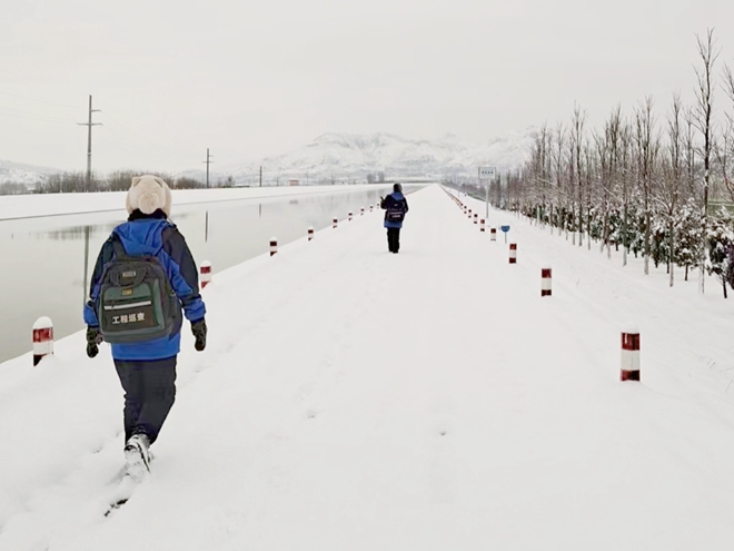 新春走基层丨守渠人24小时在岗,守护一泓清水永续北上 新春走基层丨守渠人24小时在岗,守护一泓清水永续北上