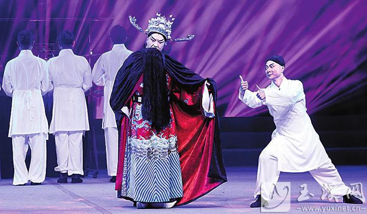 展演节目之一戏剧《椅子》。 展演节目之一戏剧《椅子》。