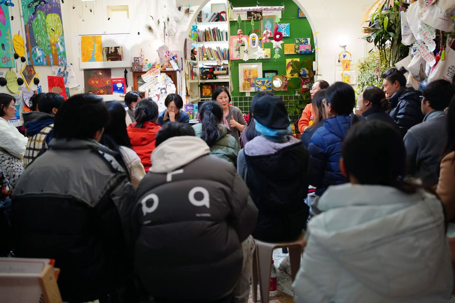 大理“白屋阅读”举办世界读书日主题活动 让书香浸润亲子时光