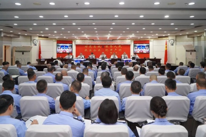 昆明市公安局召开半年工作会 贯彻落实全国公安厅局长座谈会精神