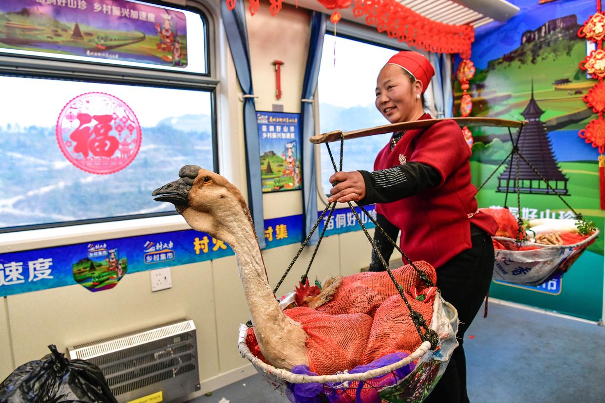 慢火车,承载着动人的中国温度