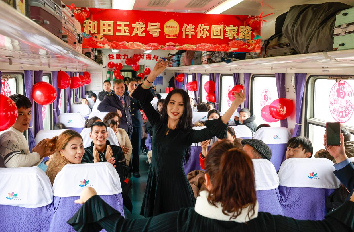 慢火车,承载着动人的中国温度