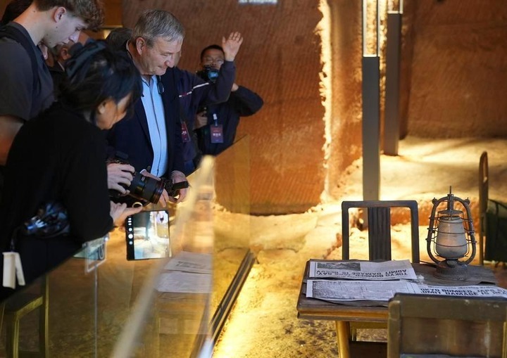 Guests visit the site of the Doolittle Raid rescue during a civilian friendly exchange between the people of China and the United States in Quzhou City, east China's Zhejiang Province, April 17, 2025. (Xinhua/Huang Zongzhi)