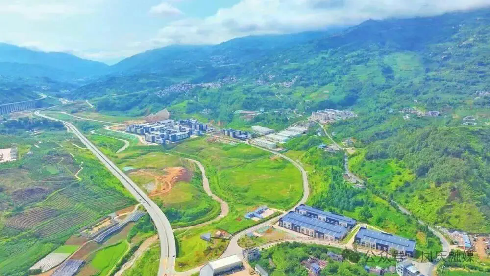 在省级园区云南凤庆产业园区内规划建设1.24平方公里的核桃专业产业园(来源:凤庆融媒).jpg