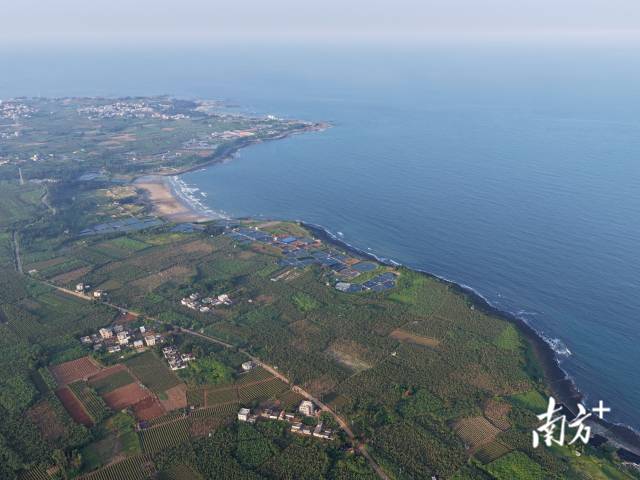硇洲岛航拍。 硇洲岛航拍。
