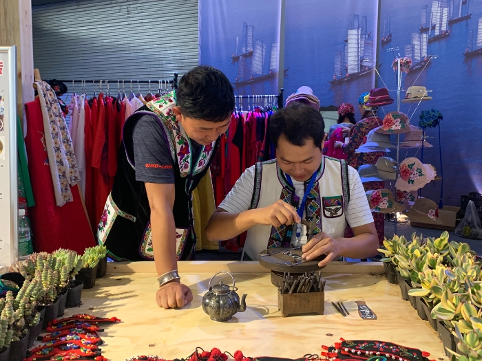 5076be5d4fe6d1d7f021cf17015774d