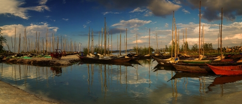 11.霞映渔港1  2017年10月3日拍摄于晋宁沙堤村 晚霞中的渔港