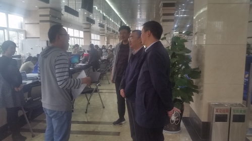 2018年10月27日，省市普办领导莅临官渡区检查指导“四经普”单位清查工作图片