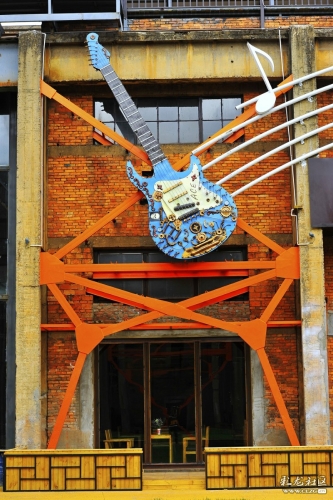 15256149272346.181863179362_272 15256149272346.181863179362_272