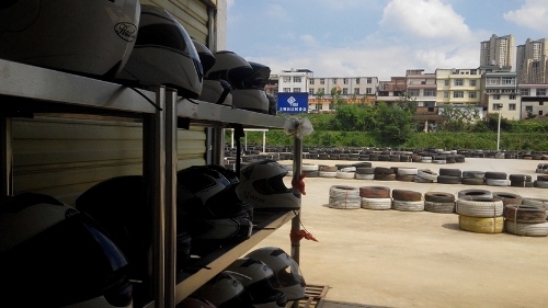 凯勒卡丁车俱乐部 (4) 凯勒卡丁车俱乐部 (4)