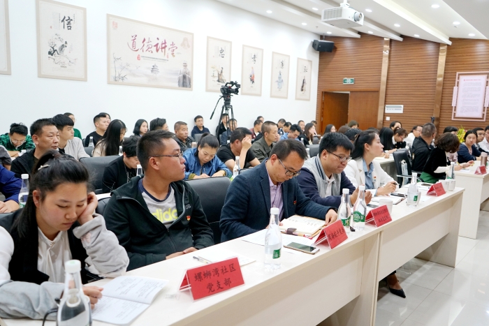 2019年习近平新时代中国特色社会主义思想学习宣讲走进官渡区螺蛳湾国际商贸城2