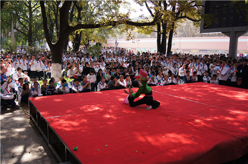 午间活动校园小舞台 午间活动校园小舞台