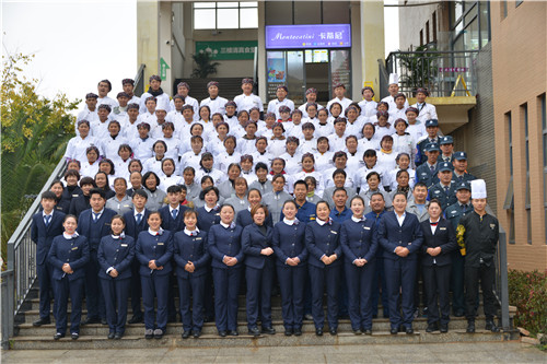 学校后勤人员 学校后勤人员