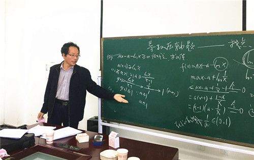 全国著名数学家孙四周来我校指导 全国著名数学家孙四周来我校指导