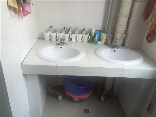 24小时热水供应 24小时热水供应