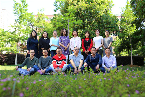 初二年级2 初二年级2