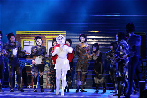 音乐剧《卖火柴的小女孩》荣获昆明市第29届学生艺术节戏剧一等奖 参加省教育厅中小学生艺术展演.jpg 音乐剧《卖火柴的小女孩》荣获昆明市第29届学生艺术节戏剧一等奖 参加省教育厅中小学生艺术展演.jpg