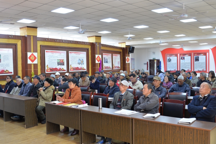 讲座及发放宣传资料