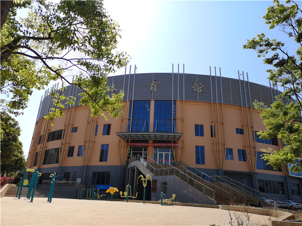 学校体育馆 学校体育馆