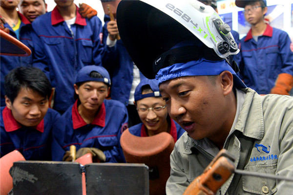 朵丛 (1) 朵丛 (1)