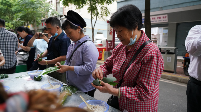 包粽子比赛 包粽子比赛