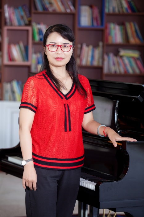 云南省“万人计划”名师工作室主持人、云南省学科带头人李文娟 云南省“万人计划”名师工作室主持人、云南省学科带头人李文娟