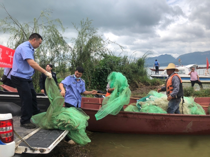 DGL~EP30~XLGVX0{91D4[[T DGL~EP30~XLGVX0{91D4[[T