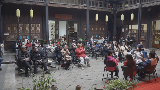 C0407.MP4.13_55_21_30.Still001