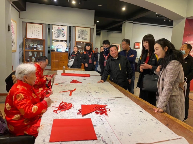 2903f8868f39bc5f93aff7b34636111