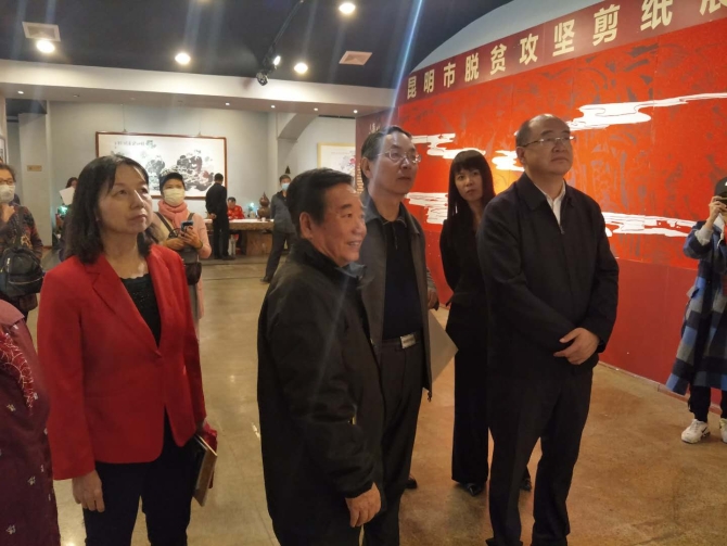 ce797c21dfbfecbf0c689cb10311983