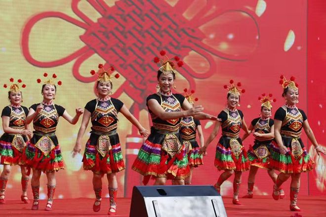 2018春城文化节《冬日舞韵》广场舞大赛闭幕