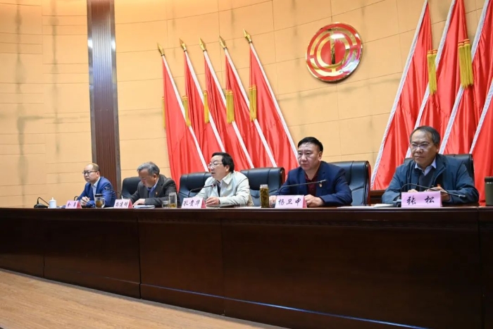 00303401884_f927ac10 00303401884_f927ac10