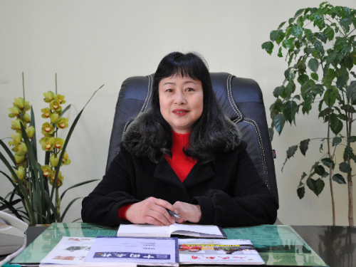 2张婕新校长 2张婕新校长