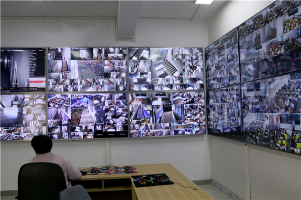 学校监控系统01