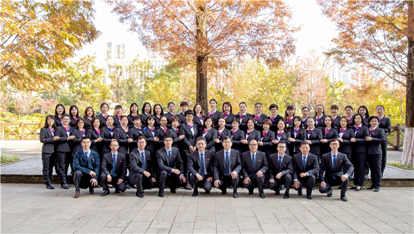 教师照片1 教师照片1