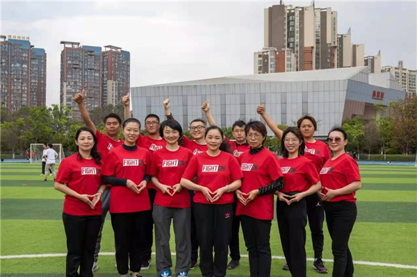 教师照片4 教师照片4