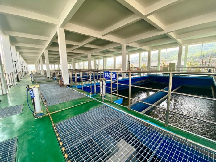 815f2f82-21fa-48ee-83c1-9d67fac6449c