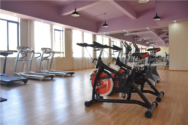 教师健身房