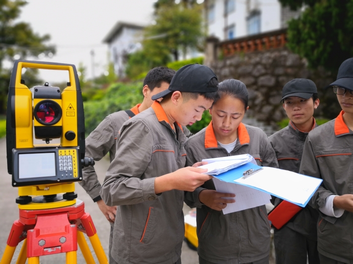校内开展测量实训