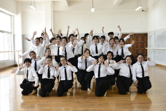 微信图片_20210616213346 微信图片_20210616213346