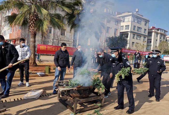 1cf62508d192d7521805d5b502037fc 1cf62508d192d7521805d5b502037fc