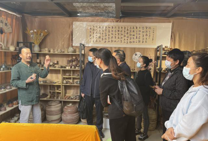 5c710d1b9e18597b469c80e1c9a6dfc