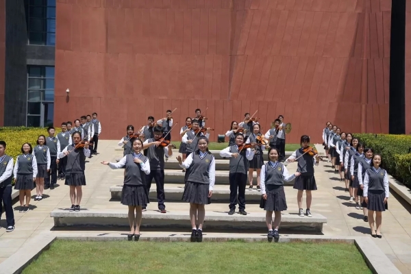 2019年4月20日， 云大附中星耀学校庆校庆、迎国庆万人快闪活动 (5)
