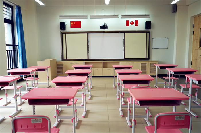 课堂教室（每班不超过25人）