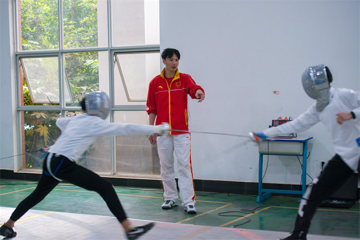 击剑训练