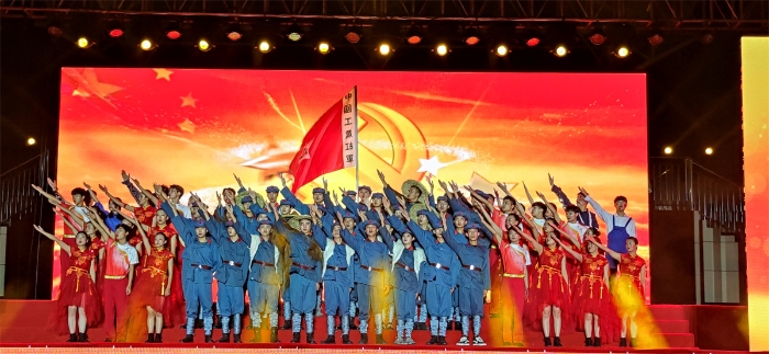 昆明铁道职业技术学院举行“百年征程铸辉煌 砥砺奋进开新局”庆祝中国共产党成立100周年文艺晚会